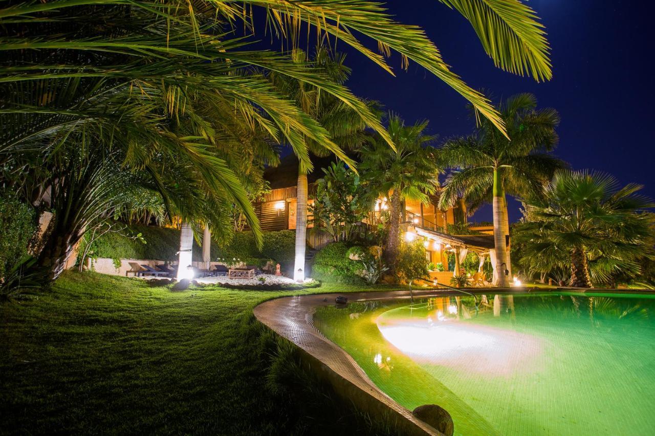 Villa Indonesian Palace Luxurious Boutique