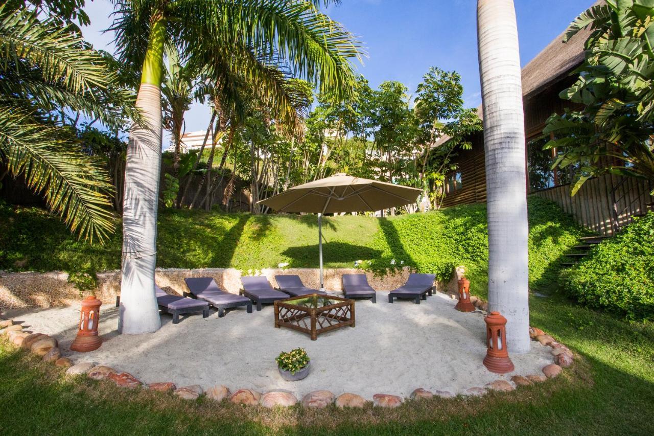 Indonesian Palace Luxurious Boutique Villa Málaga