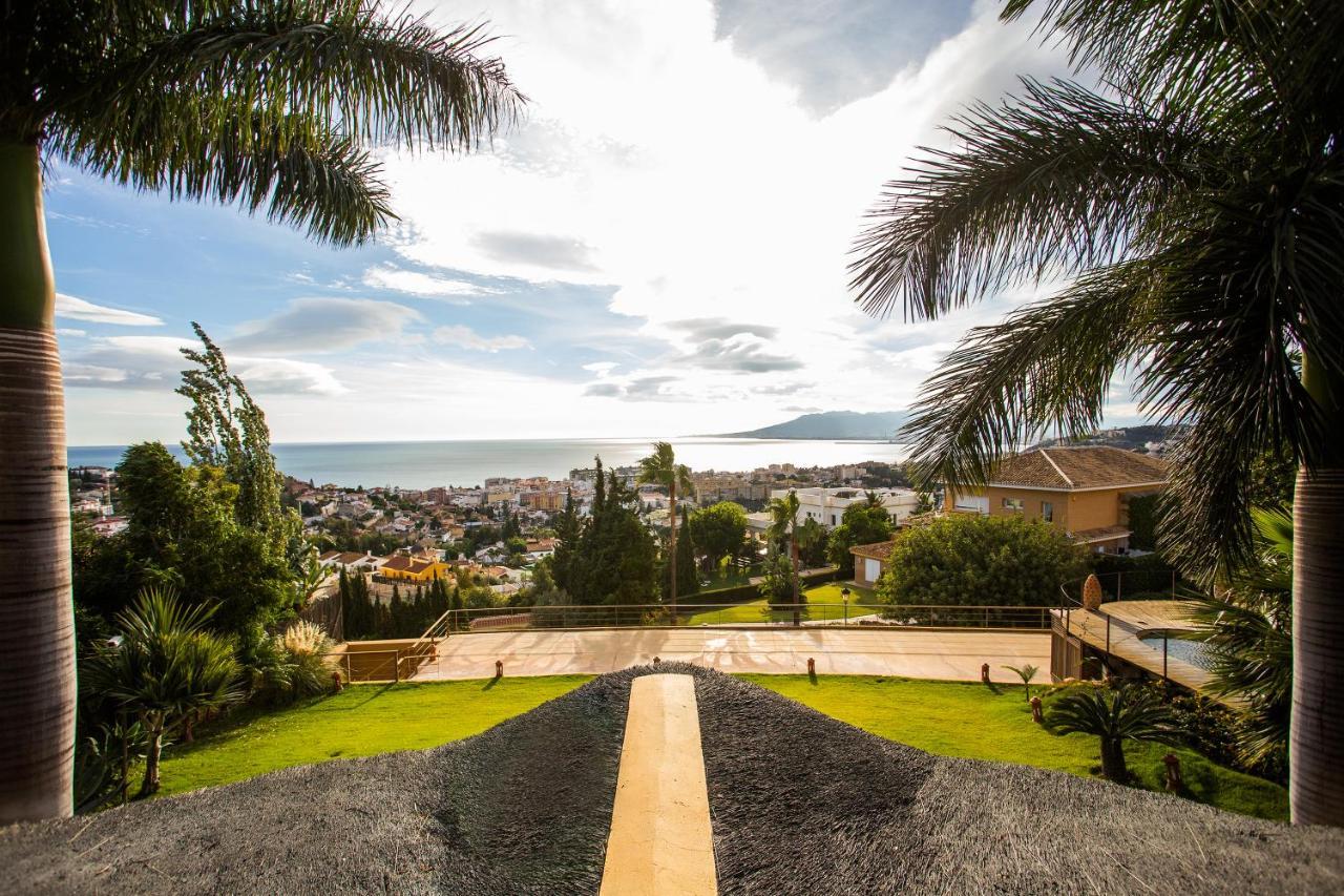 Indonesian Palace Luxurious Boutique Villa Málaga