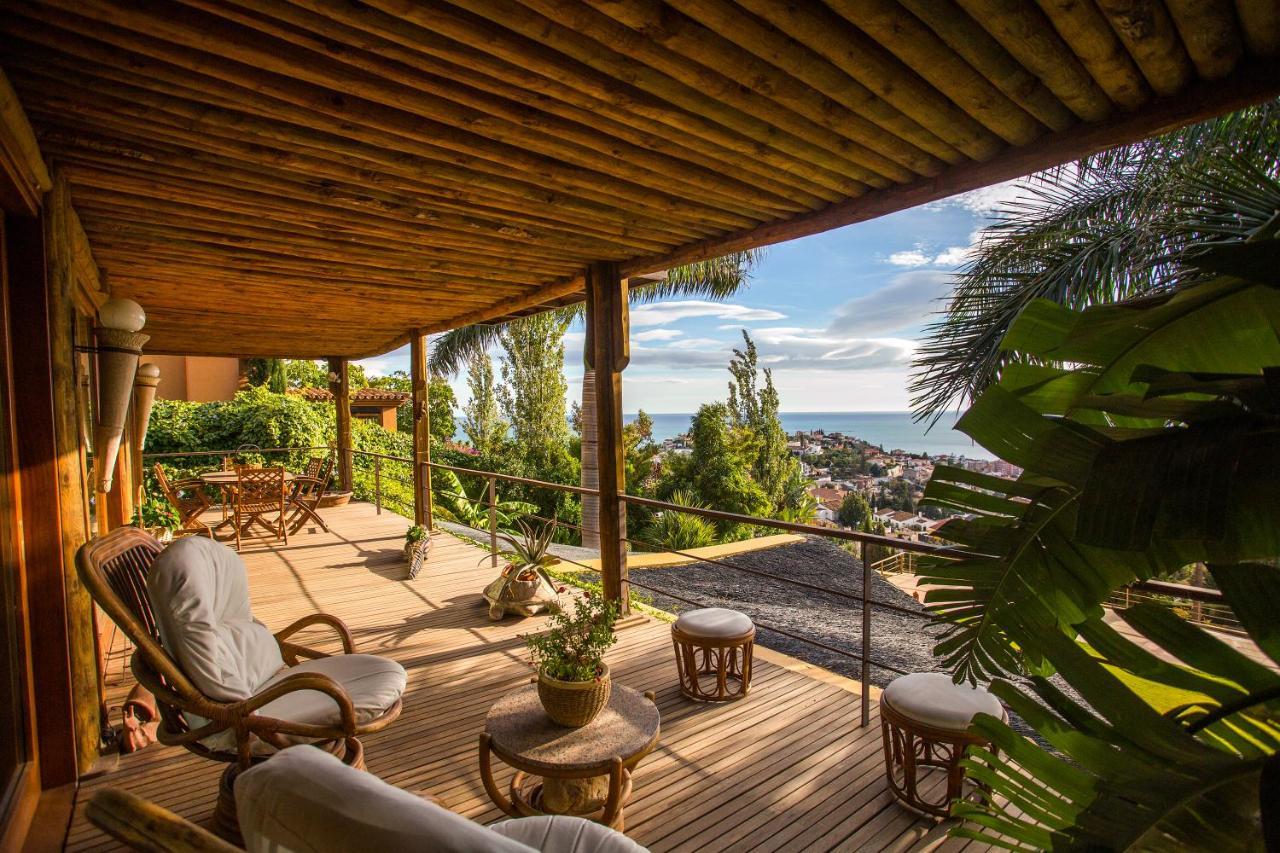 Villa Indonesian Palace Luxurious Boutique Málaga