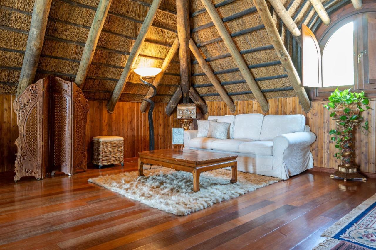 Indonesian Palace Luxurious Boutique Villa
