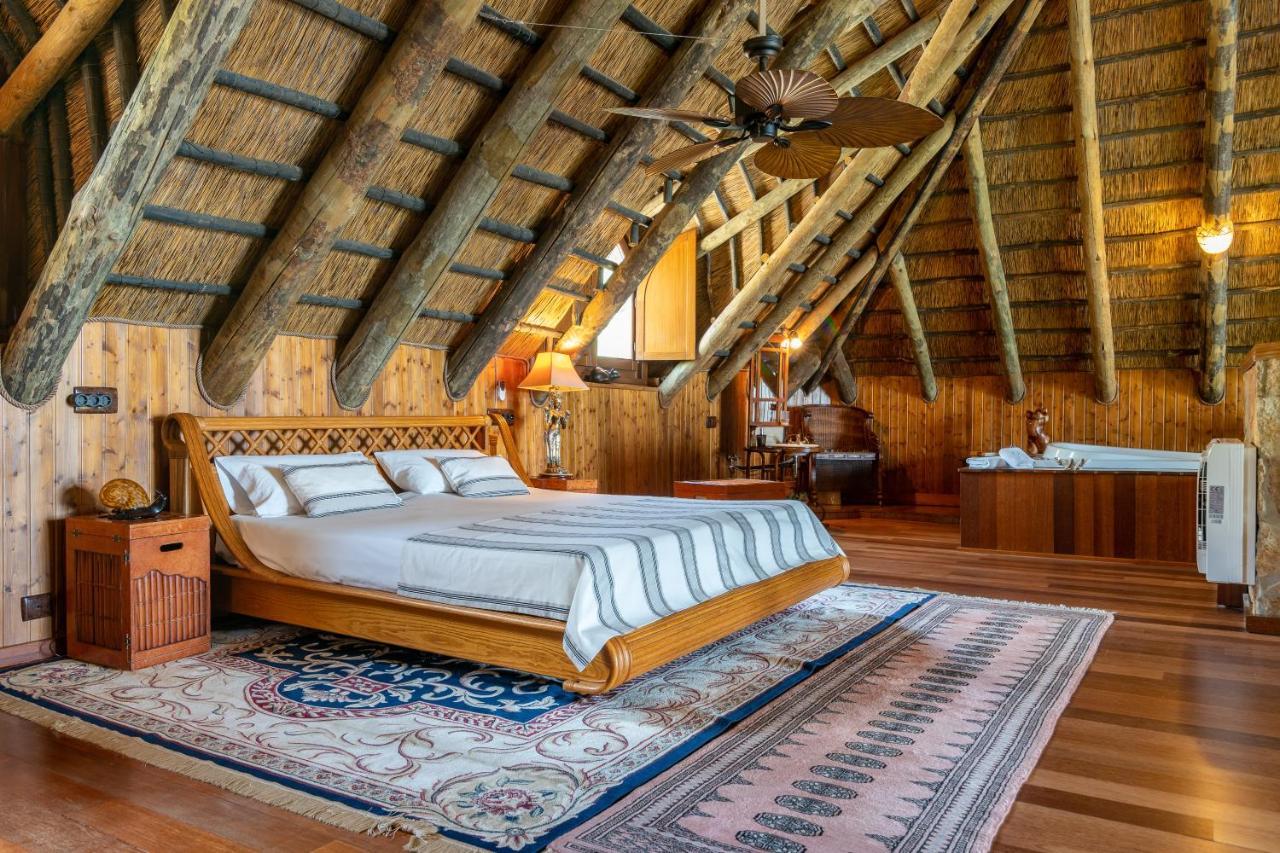 Indonesian Palace Luxurious Boutique *